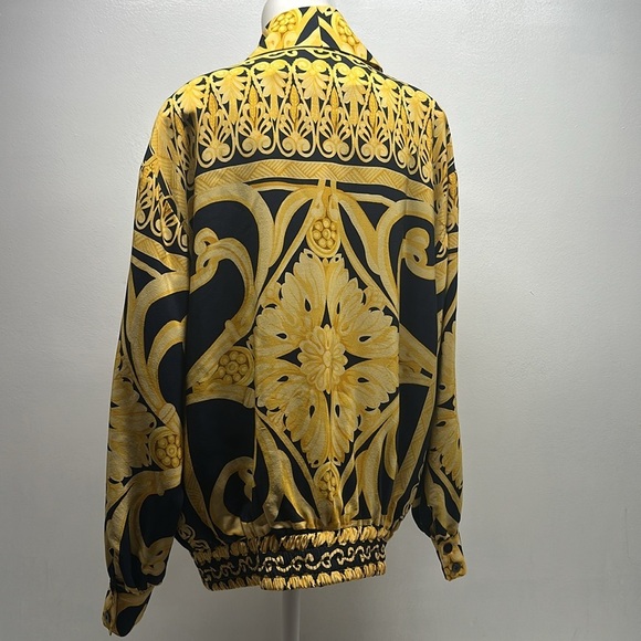 Peter Nygard Bomber Jacket Coat Baroque Print Satin Pure Silk Black Gold Size 10 - Picture 6 of 10